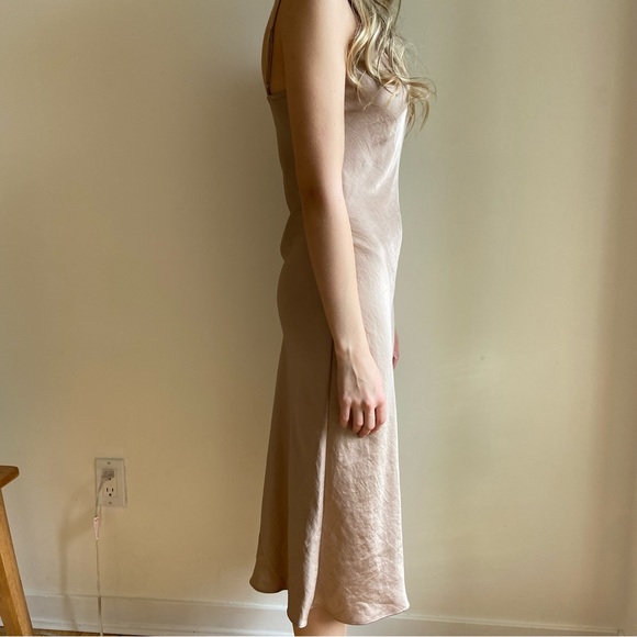 Aritzia Wilfred slip dress - Picture 2 of 3